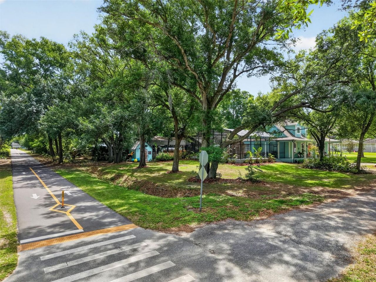 250 N Walker Street, Oakland, FL 34760 Photo