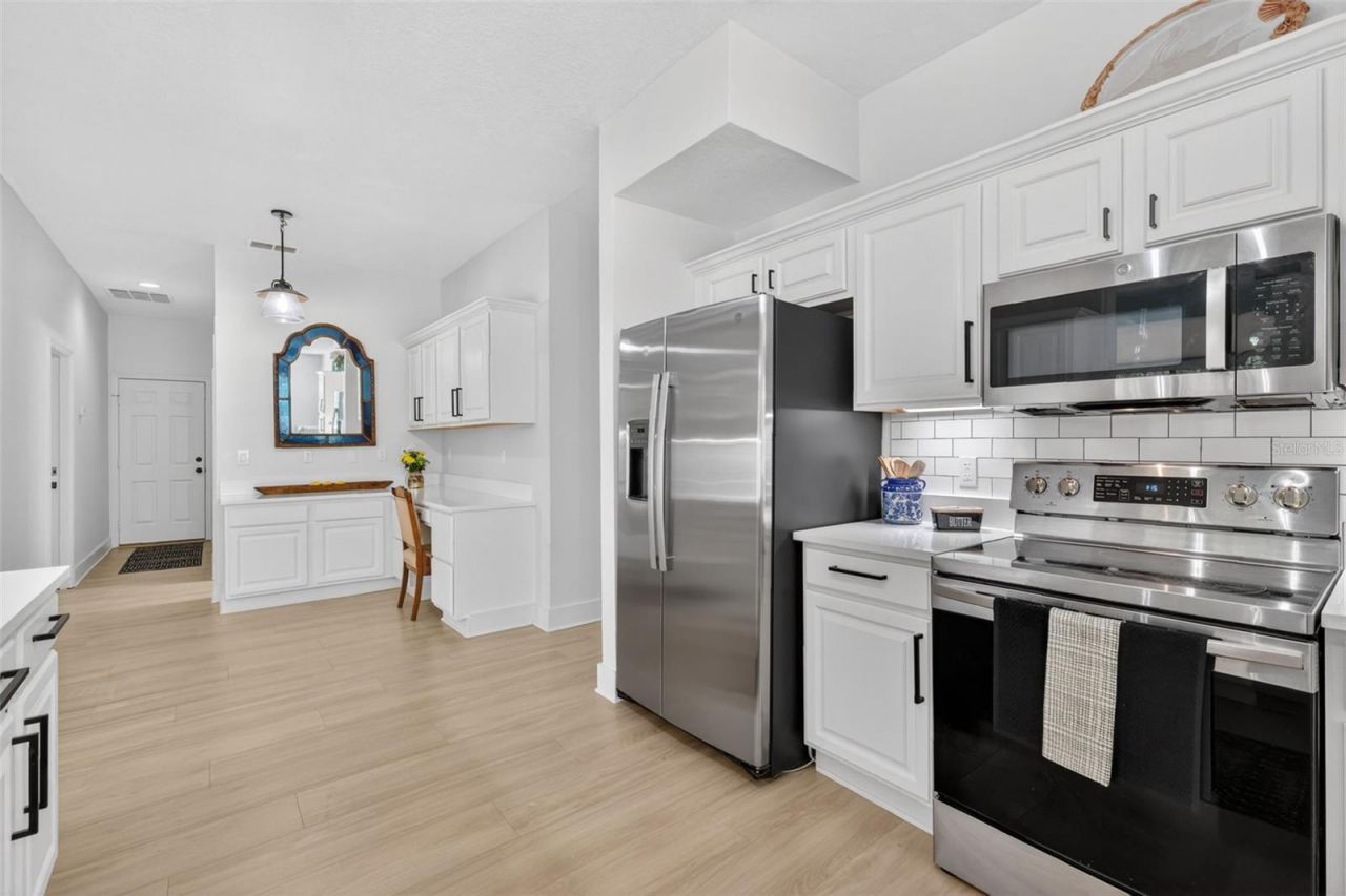 250 N Walker Street, Oakland, FL 34760 Photo