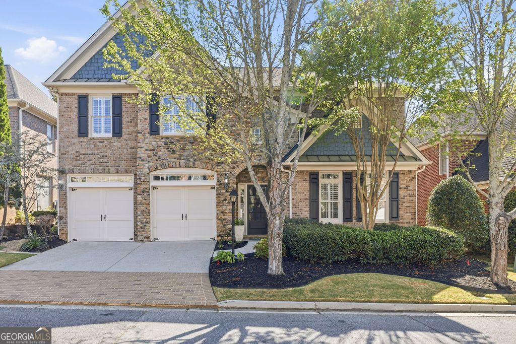 305 Wembley Circle, Sandy Springs, GA 30328 Main Photo