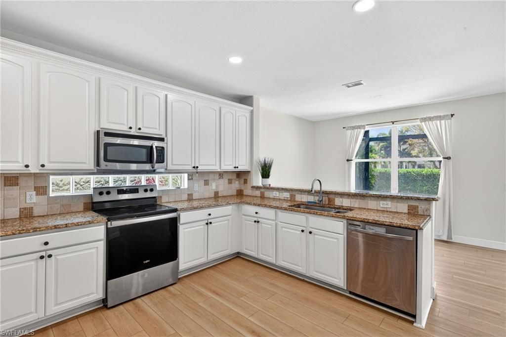 9734 Silvercreek Ct, Estero, FL 33928 Photo