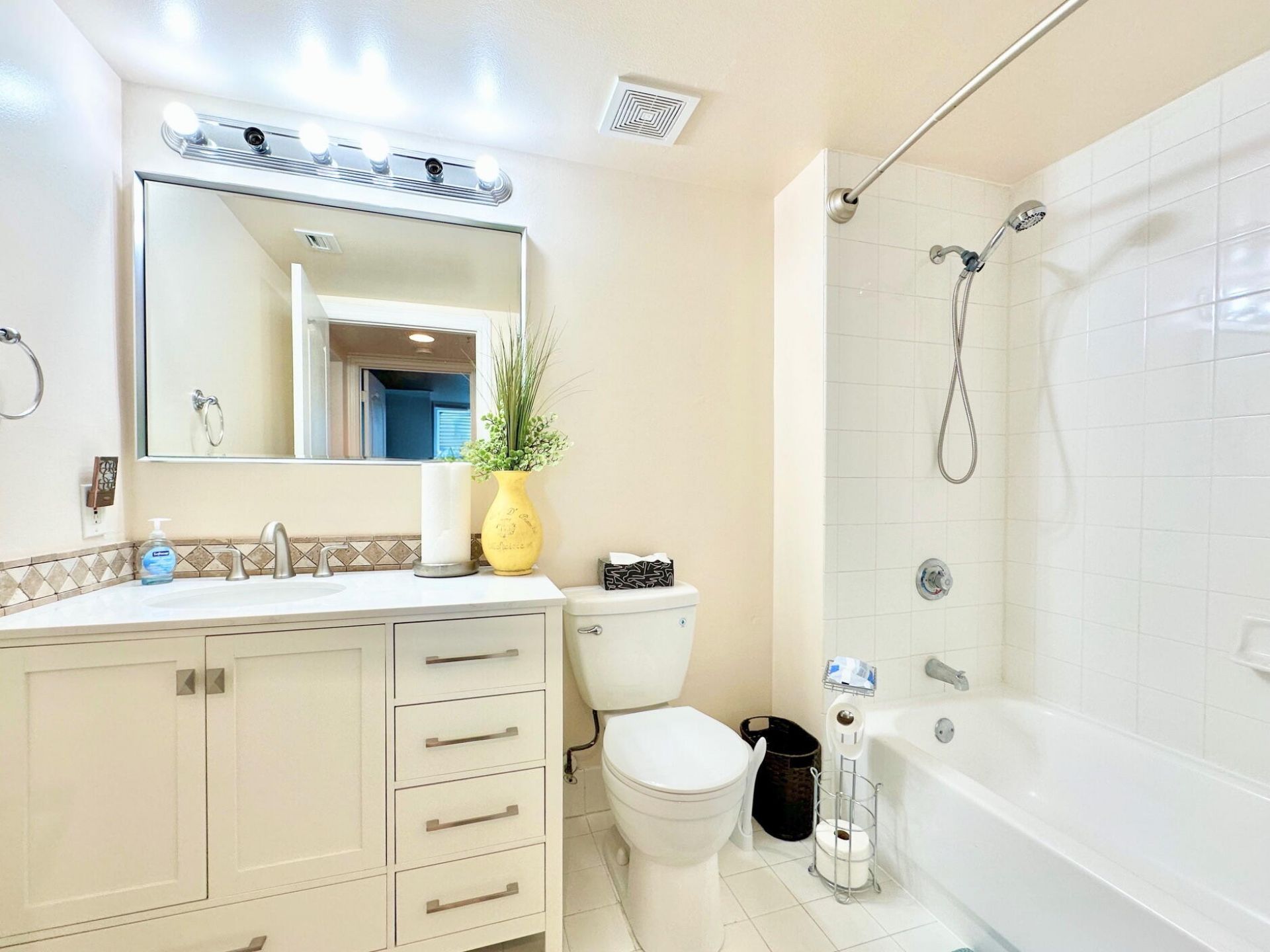 3020 NE 32nd Avenue, Unit 1003, Fort Lauderdale, FL 33308 Photo