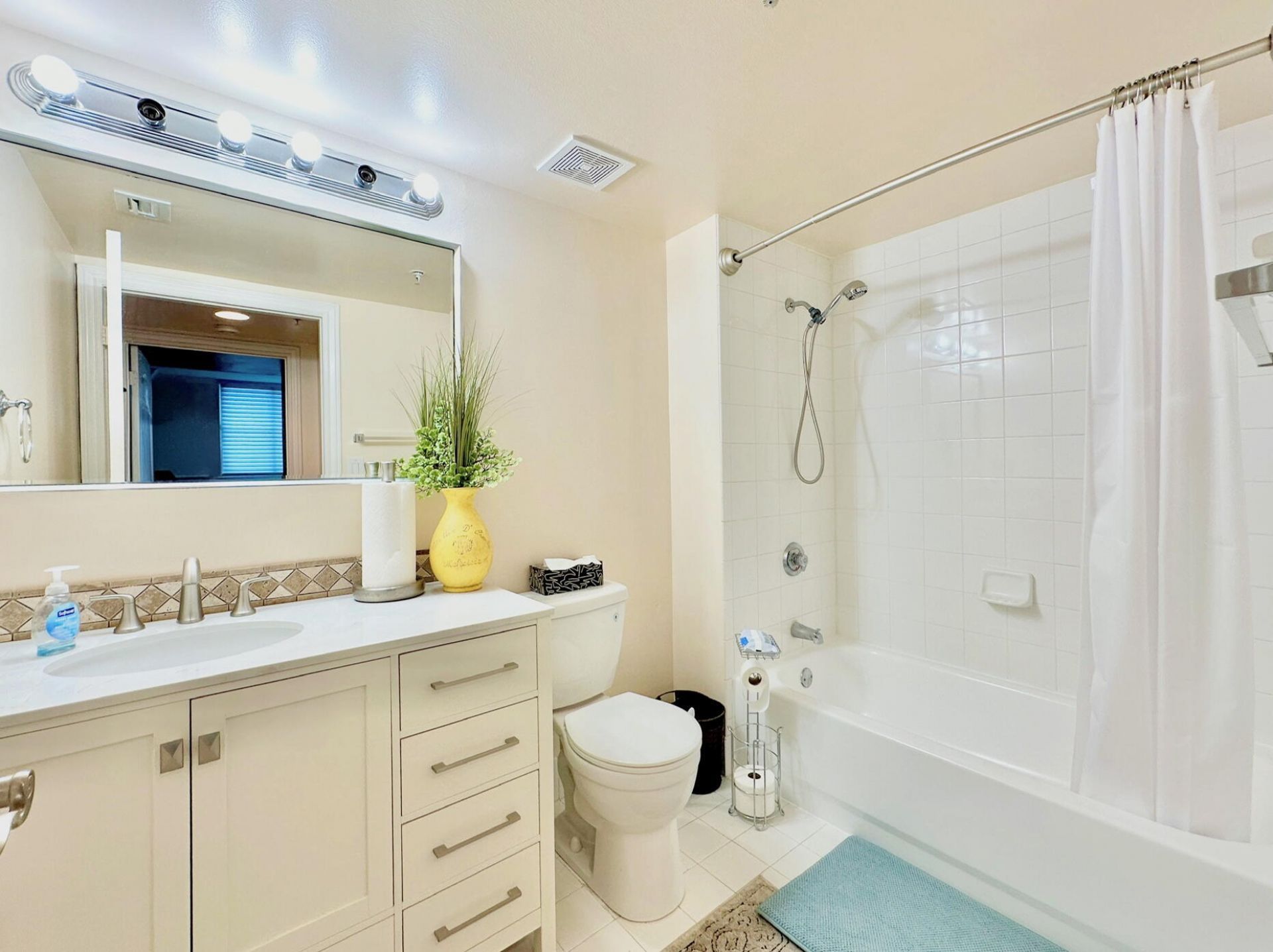 3020 NE 32nd Avenue, Unit 1003, Fort Lauderdale, FL 33308 Photo