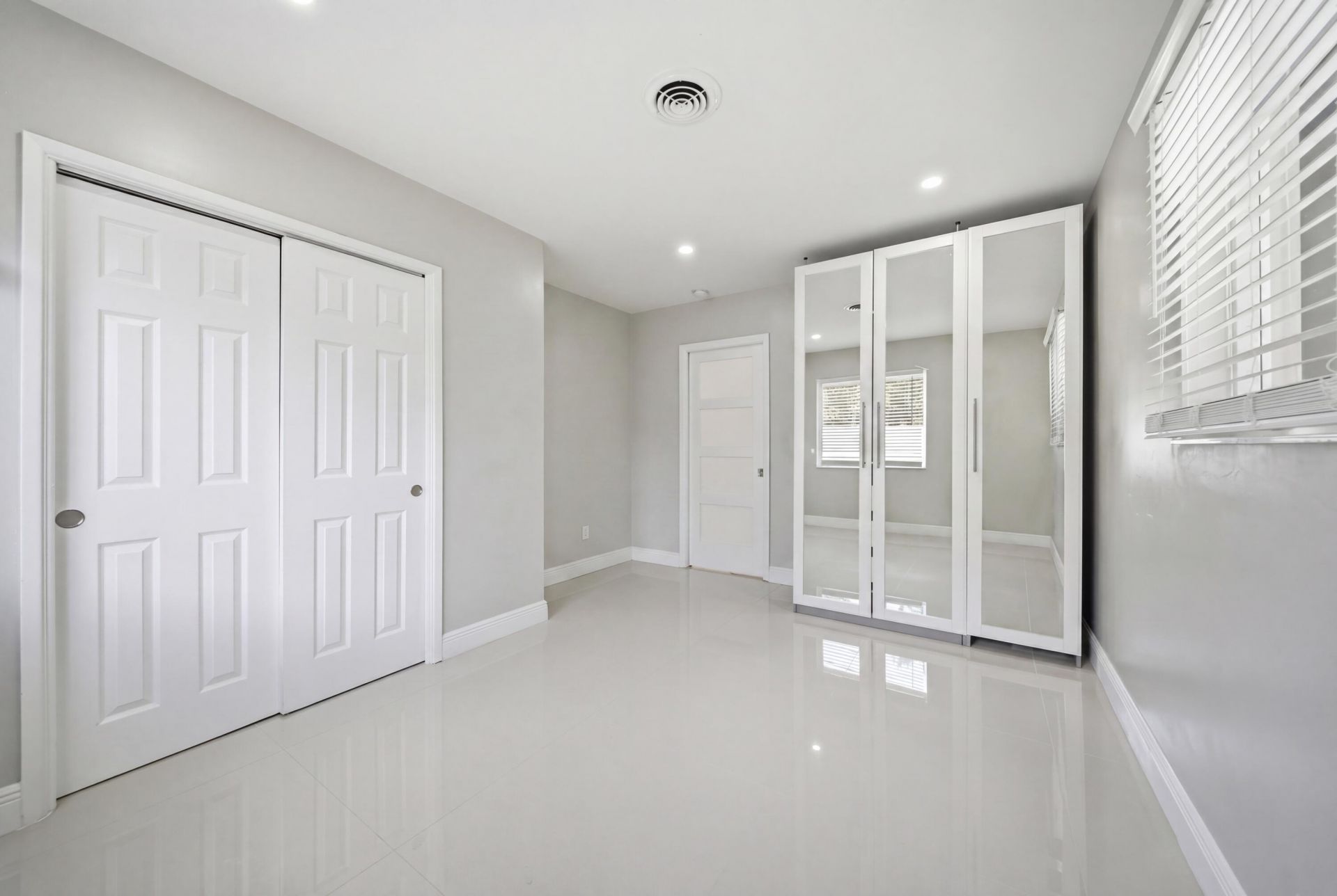 5031 NE 23rd Terrace, Lighthouse Point, FL 33064 Photo