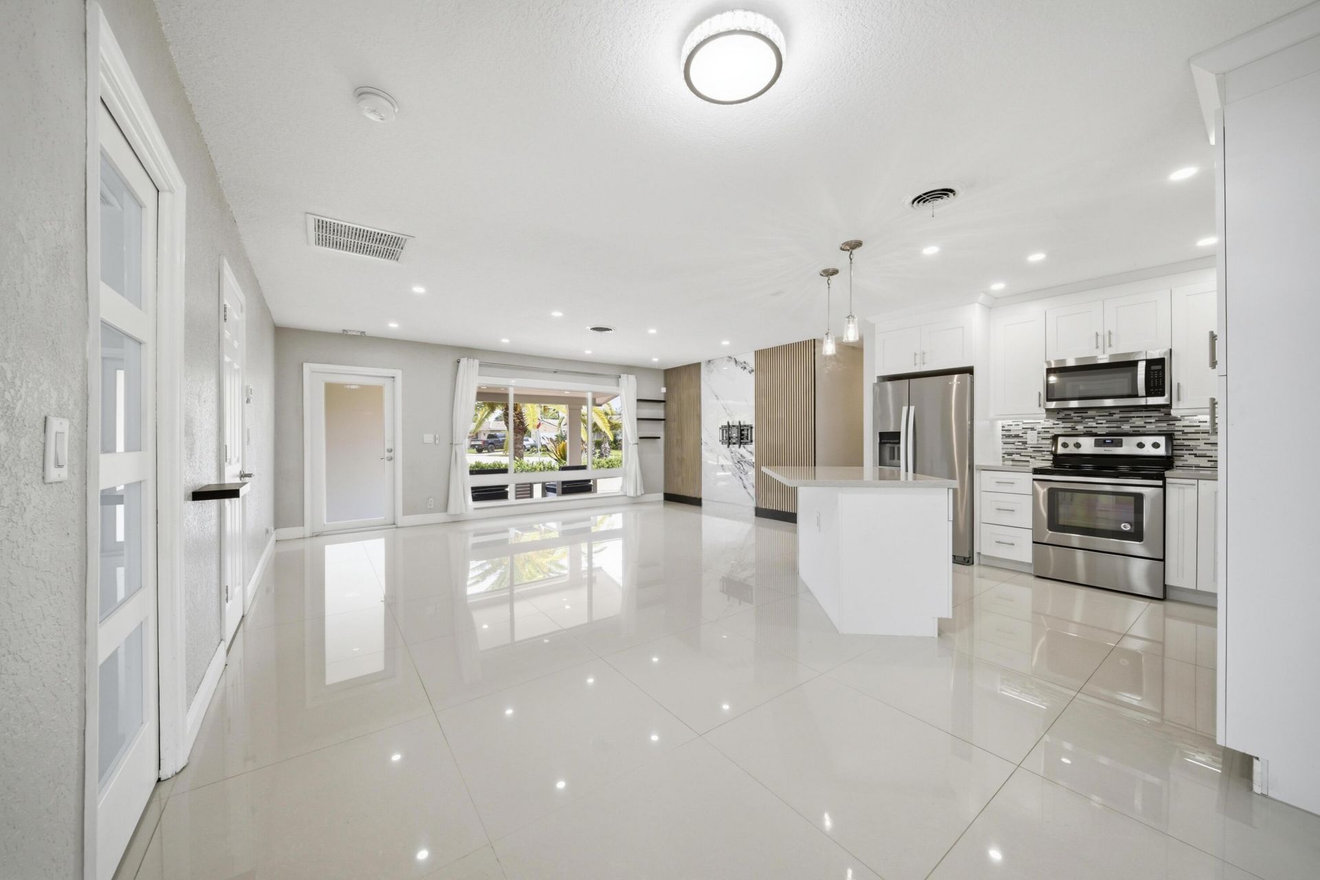 5031 NE 23rd Terrace, Lighthouse Point, FL 33064 Photo