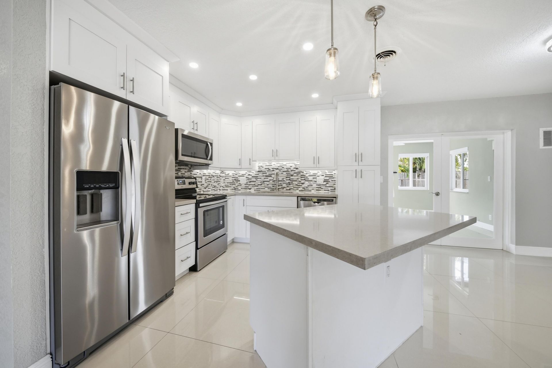 5031 NE 23rd Terrace, Lighthouse Point, FL 33064 Photo