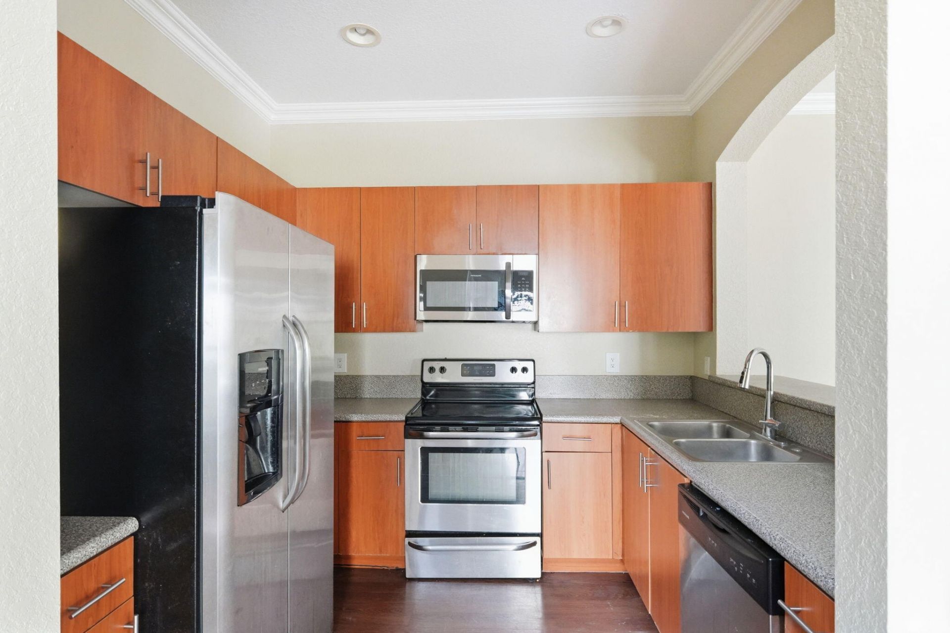 2465 SW 99th Way, Miramar, FL 33025 Photo