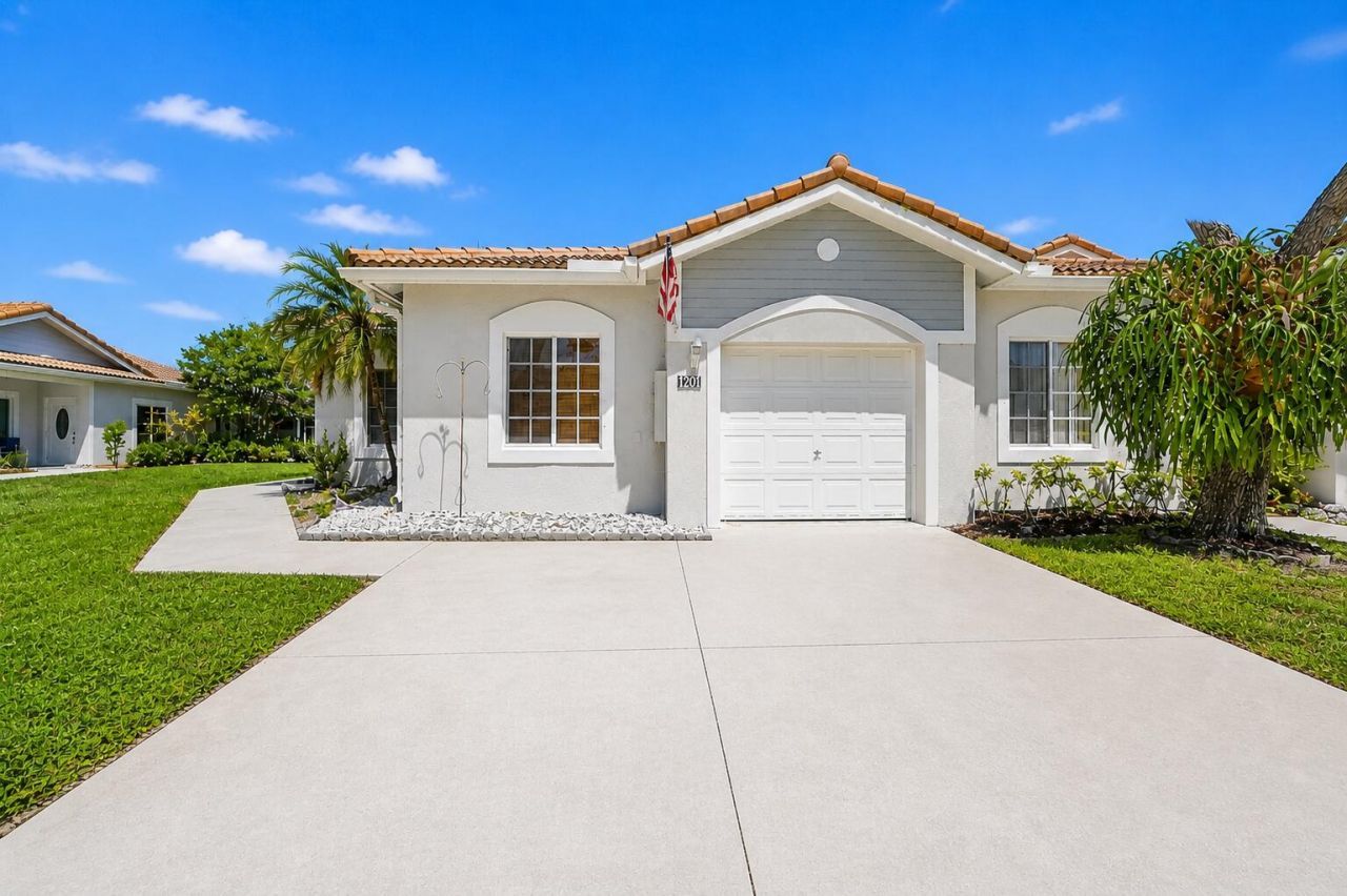 4701 SW 13th Street, Deerfield Beach, FL 33442 Main Photo