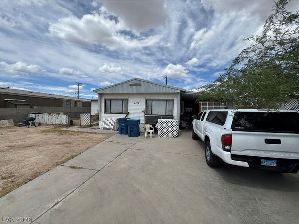 6124 Great Smoky Avenue, Las Vegas, NV 89156