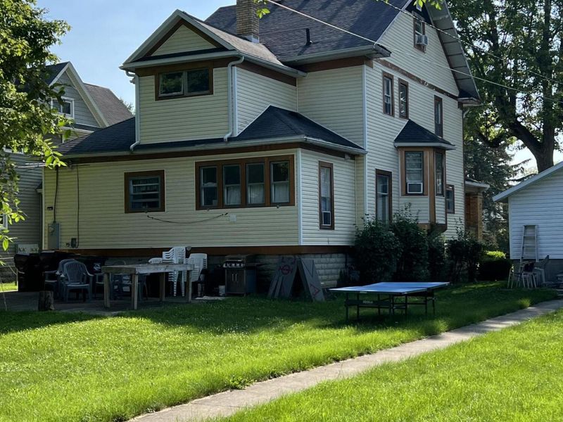 406 N Main Street, Ada, OH 45810 Photo 2