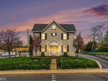 320 W MORELAND AVENUE, HATBORO, PA 19040