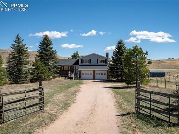 12360 Mesa View Road, Larkspur, CO 80118