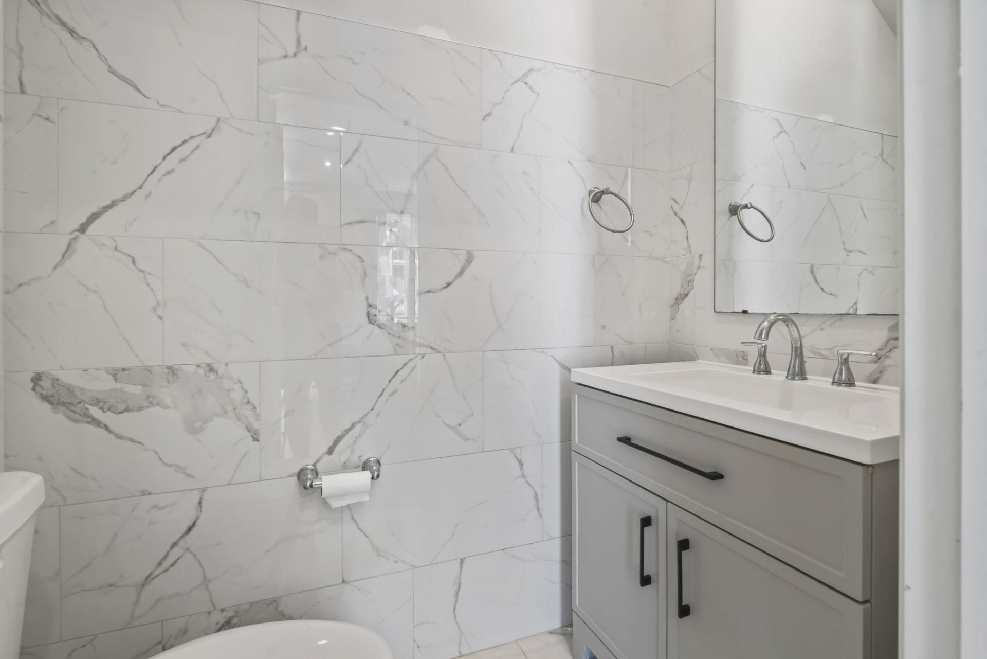 79 S Reindeer Rd. Photo 14