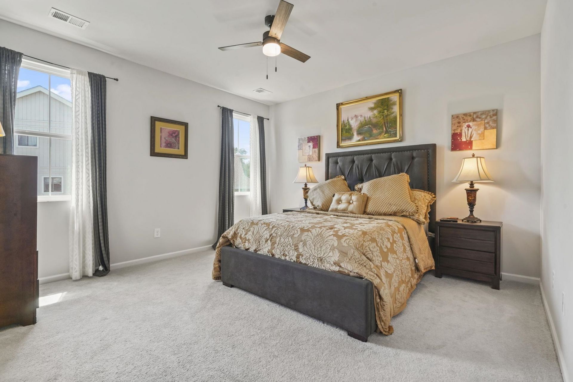 79 S Reindeer Rd. Photo 20