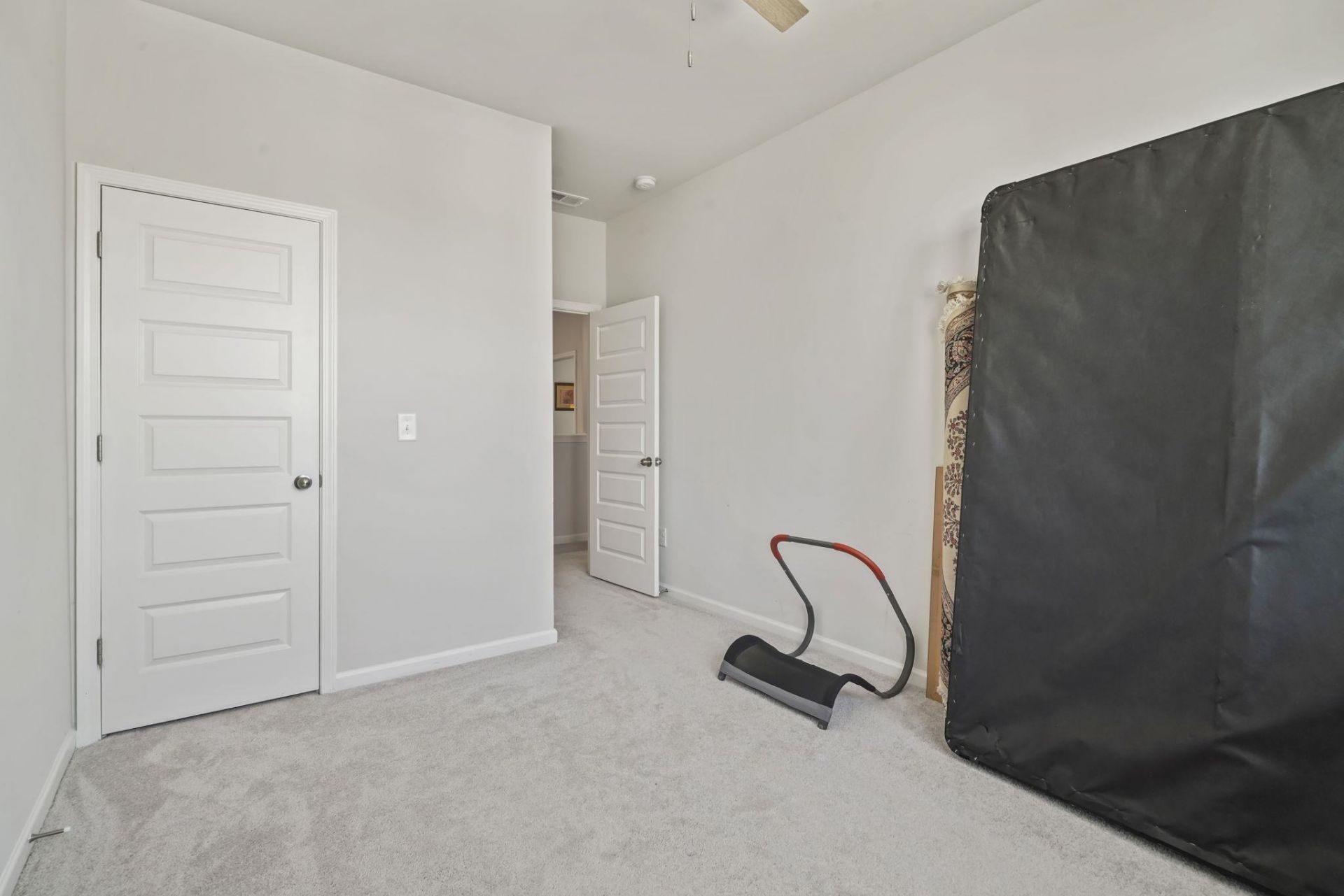 79 S Reindeer Rd. Photo 30