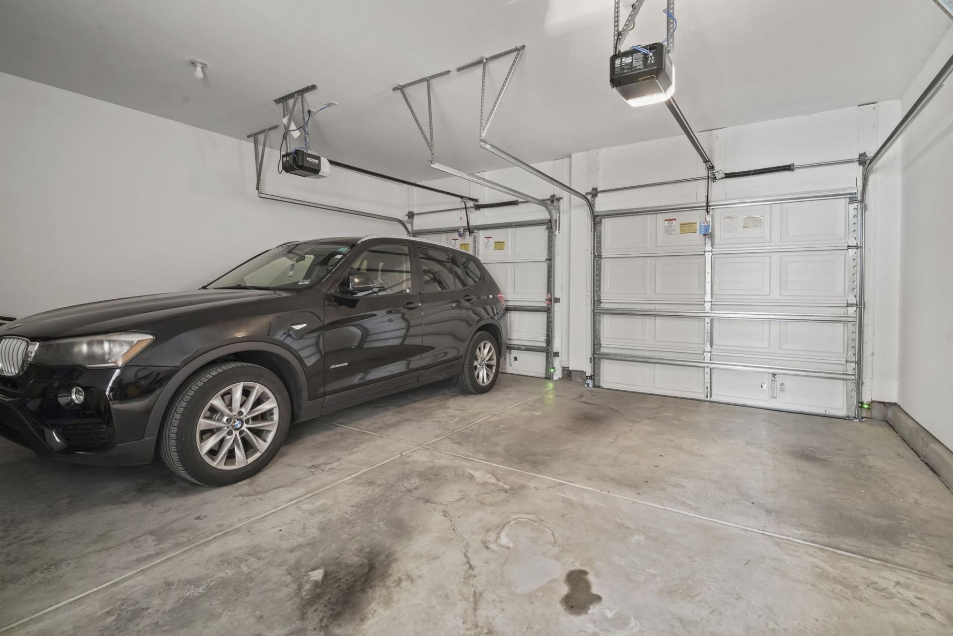 79 S Reindeer Rd. Photo 31