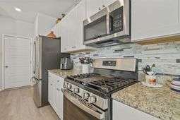 79 S Reindeer Rd. photo 4