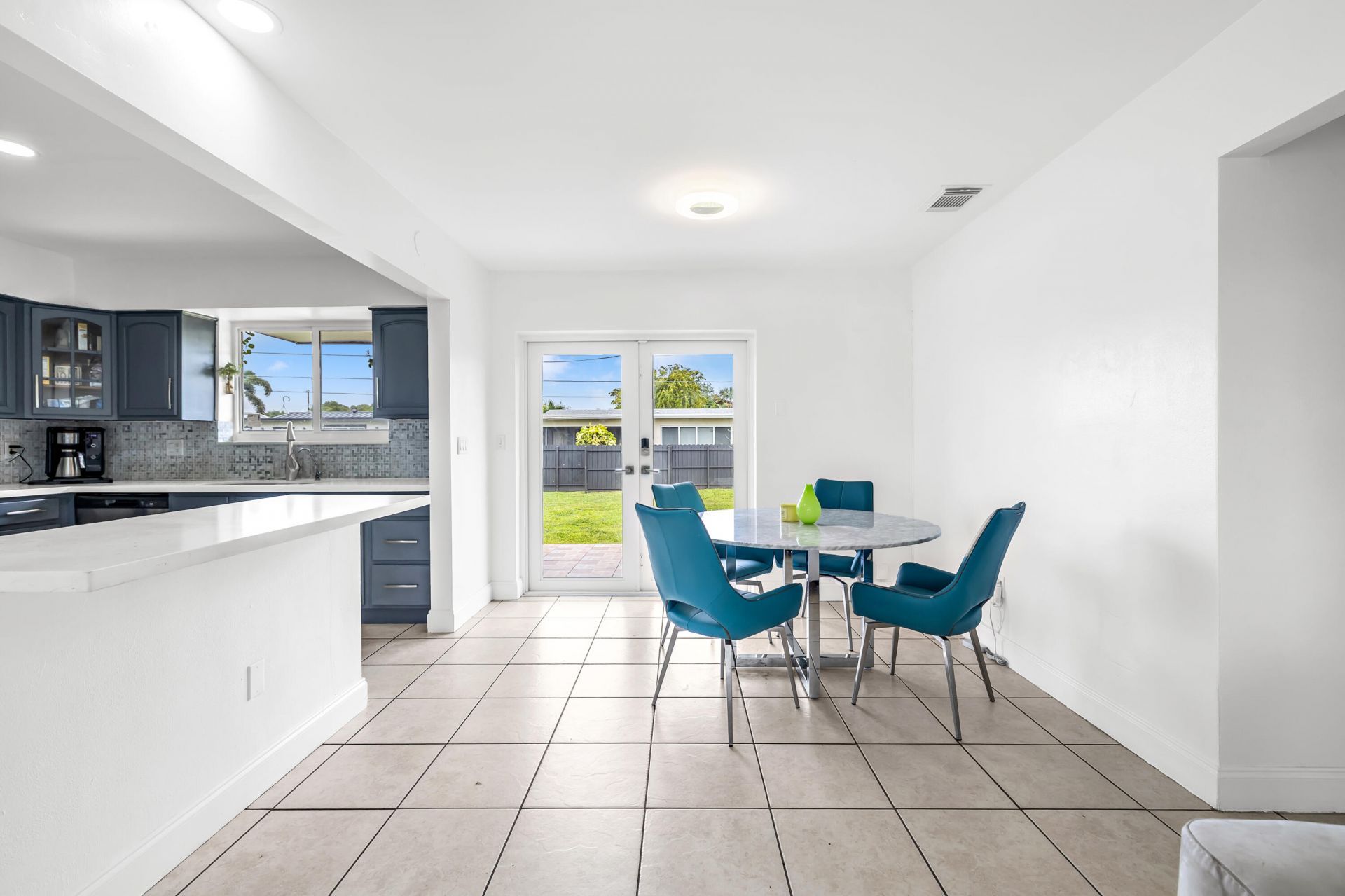 8781 NW 15th Street, Pembroke Pines, FL 33024 Photo