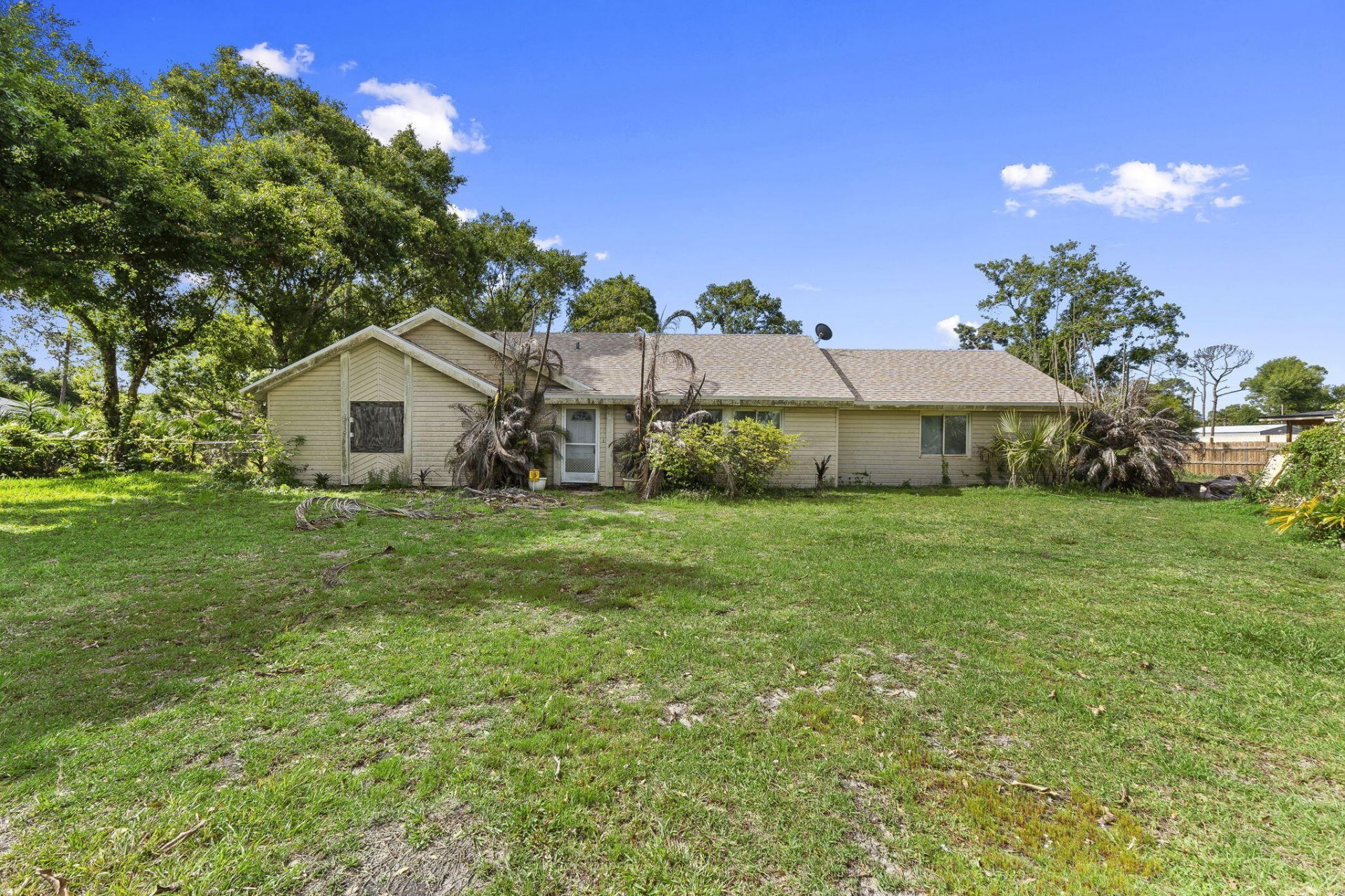 8631 Hidden Pines Road, Fort Pierce, FL 34945 Photo