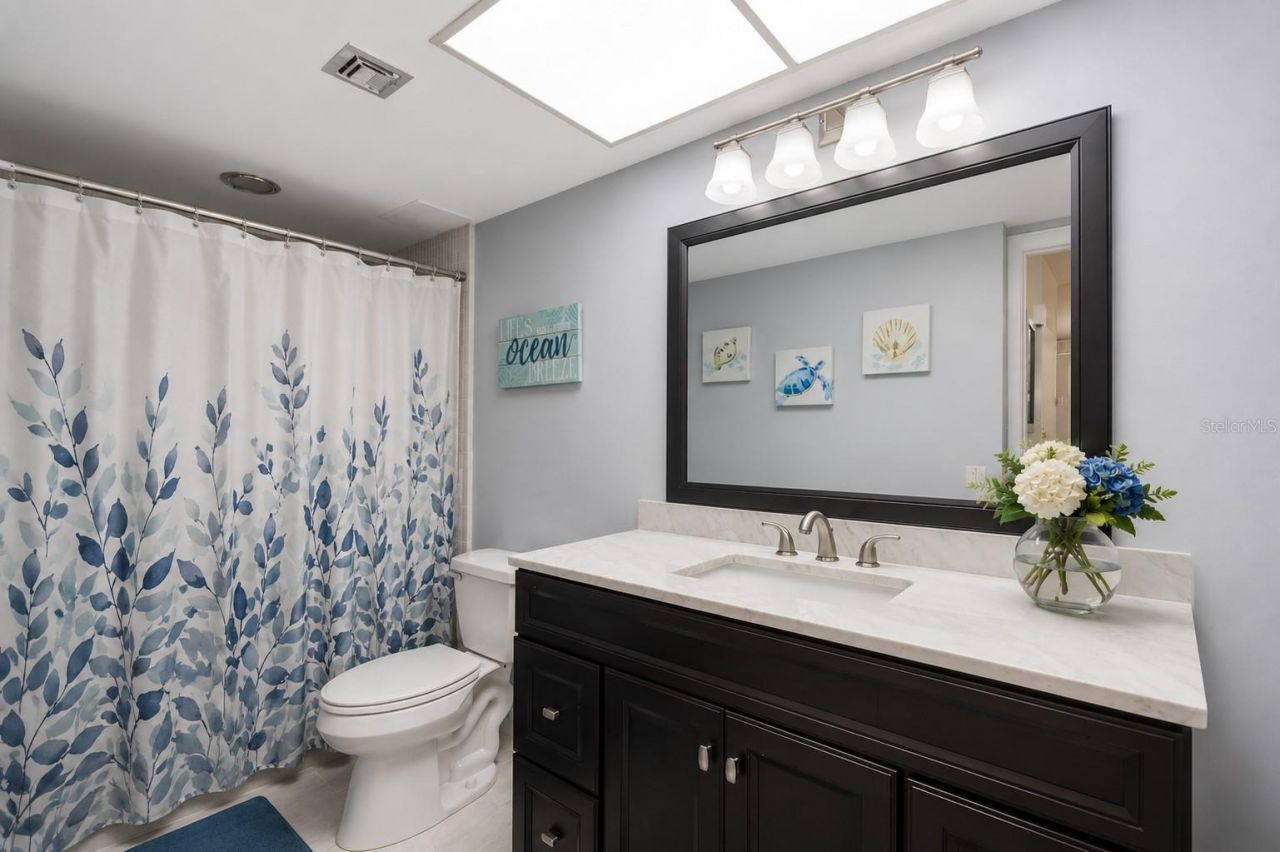 5220 Brittany Drive S, Unit 501-a, Saint Petersburg, FL 33715 Photo