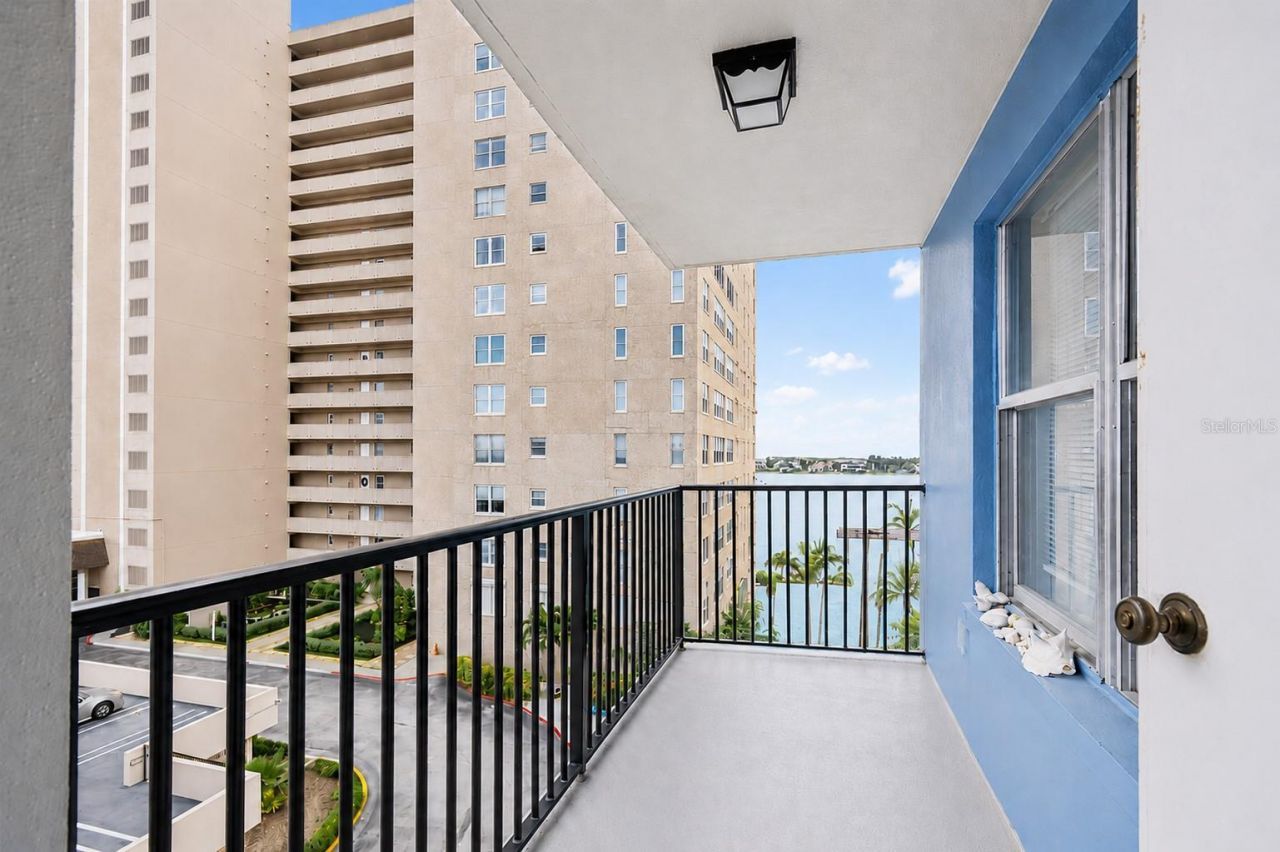 5220 Brittany Drive S, Unit 501-a, Saint Petersburg, FL 33715 Photo