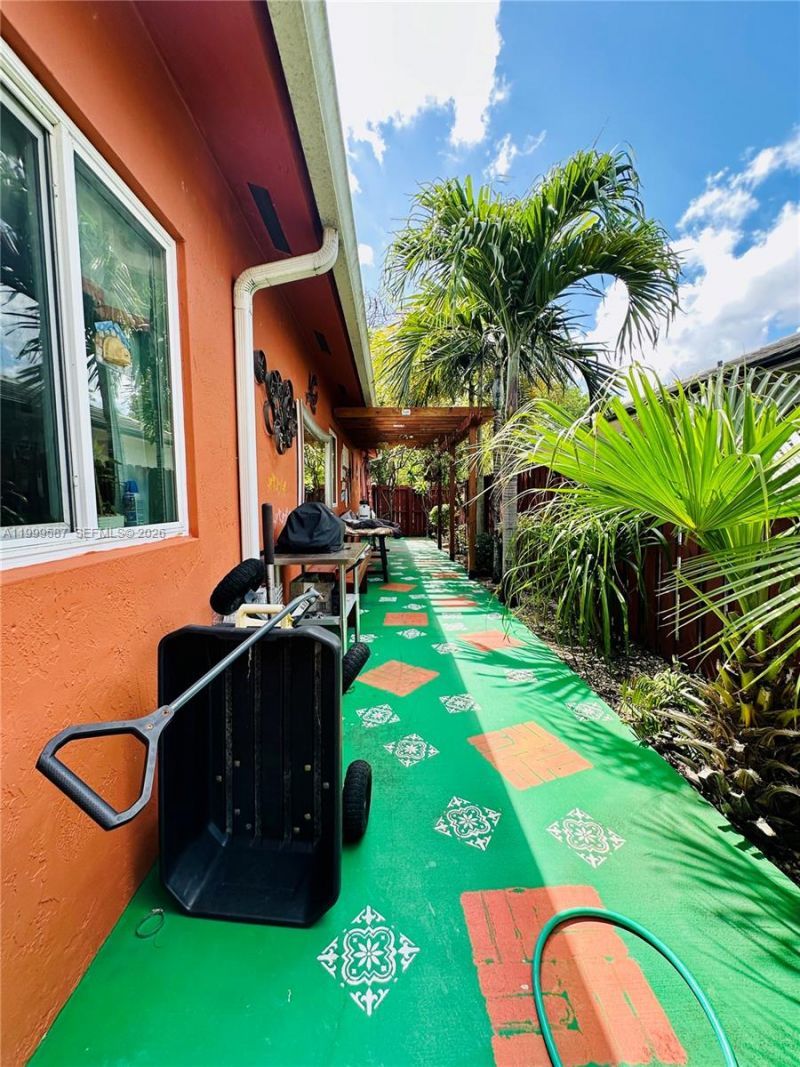 14531 SW 160th Ct, Miami, FL 33196 Photo