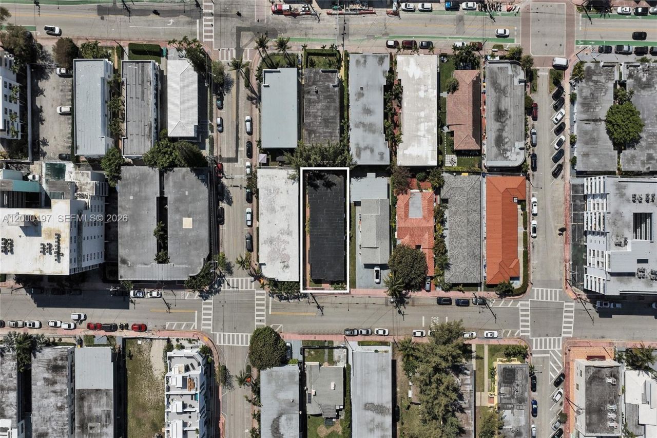 7710 Carlyle Ave , Miami Beach, FL 33141 Photo