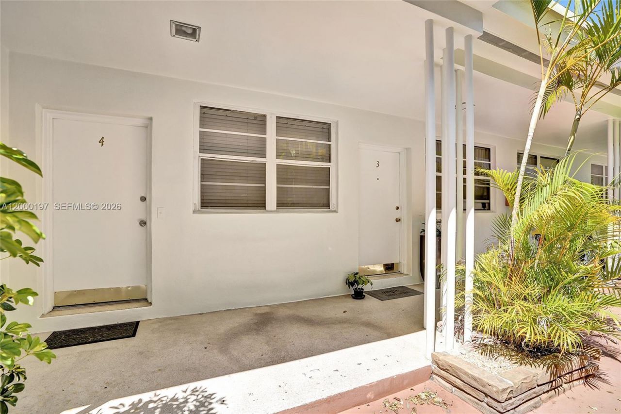 7710 Carlyle Ave , Miami Beach, FL 33141 Photo