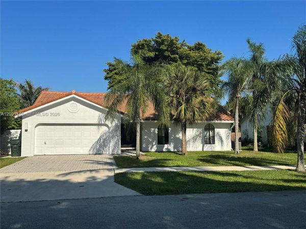7580 Texas Trl, Boca Raton, FL 33487