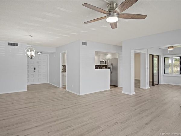 1800 SE Saint Lucie Boulevard, Unit 12-201, Stuart, FL 34996