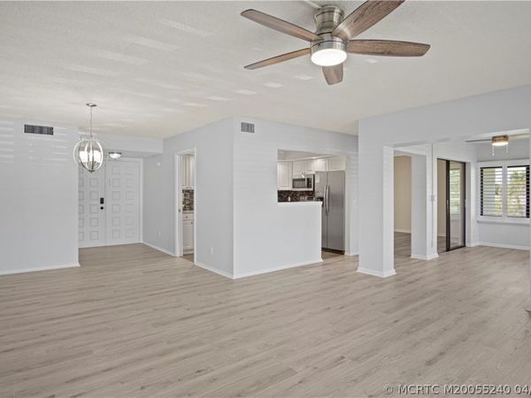 1800 SE Saint Lucie Boulevard, Unit 12-201, Stuart, FL 34996
