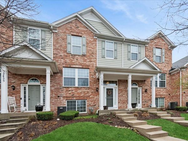 2459 Anna Way, Elgin, IL 60124