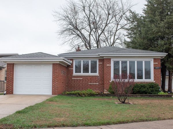 4841 Lamb Drive, Oak Lawn, IL 60453