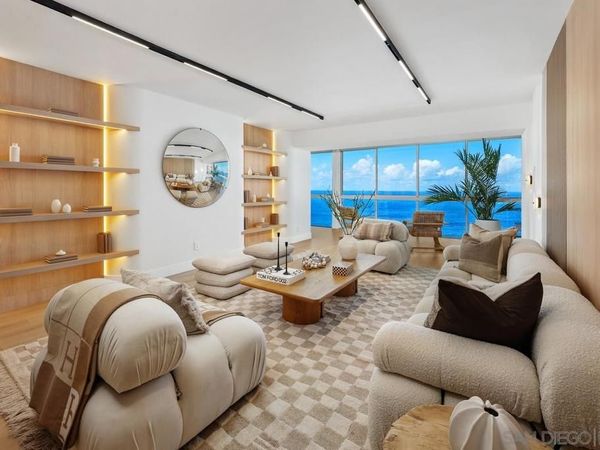 939 Coast, Unit 14C, La Jolla, CA 92037