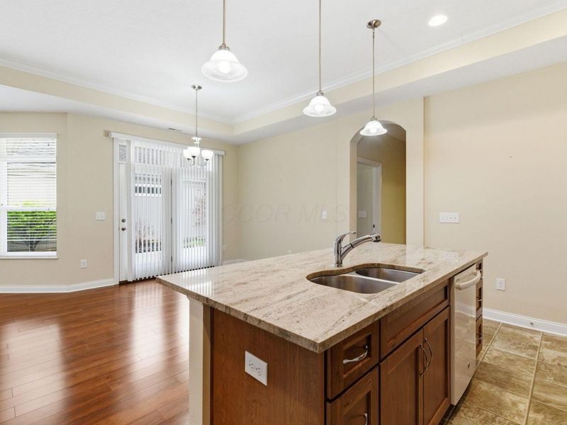 6804 Garden View Drive, Westerville, OH 43082 Photo 17