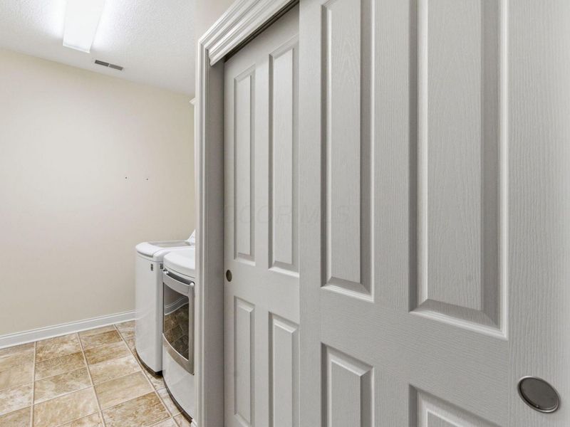 6804 Garden View Drive, Westerville, OH 43082 Photo 21