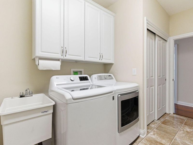 6804 Garden View Drive, Westerville, OH 43082 Photo 22