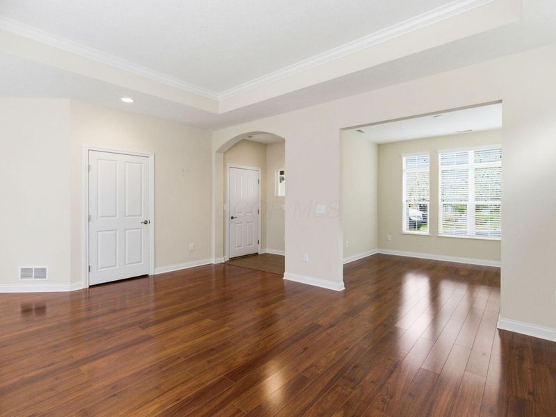 6804 Garden View Drive, Westerville, OH 43082 Photo 8