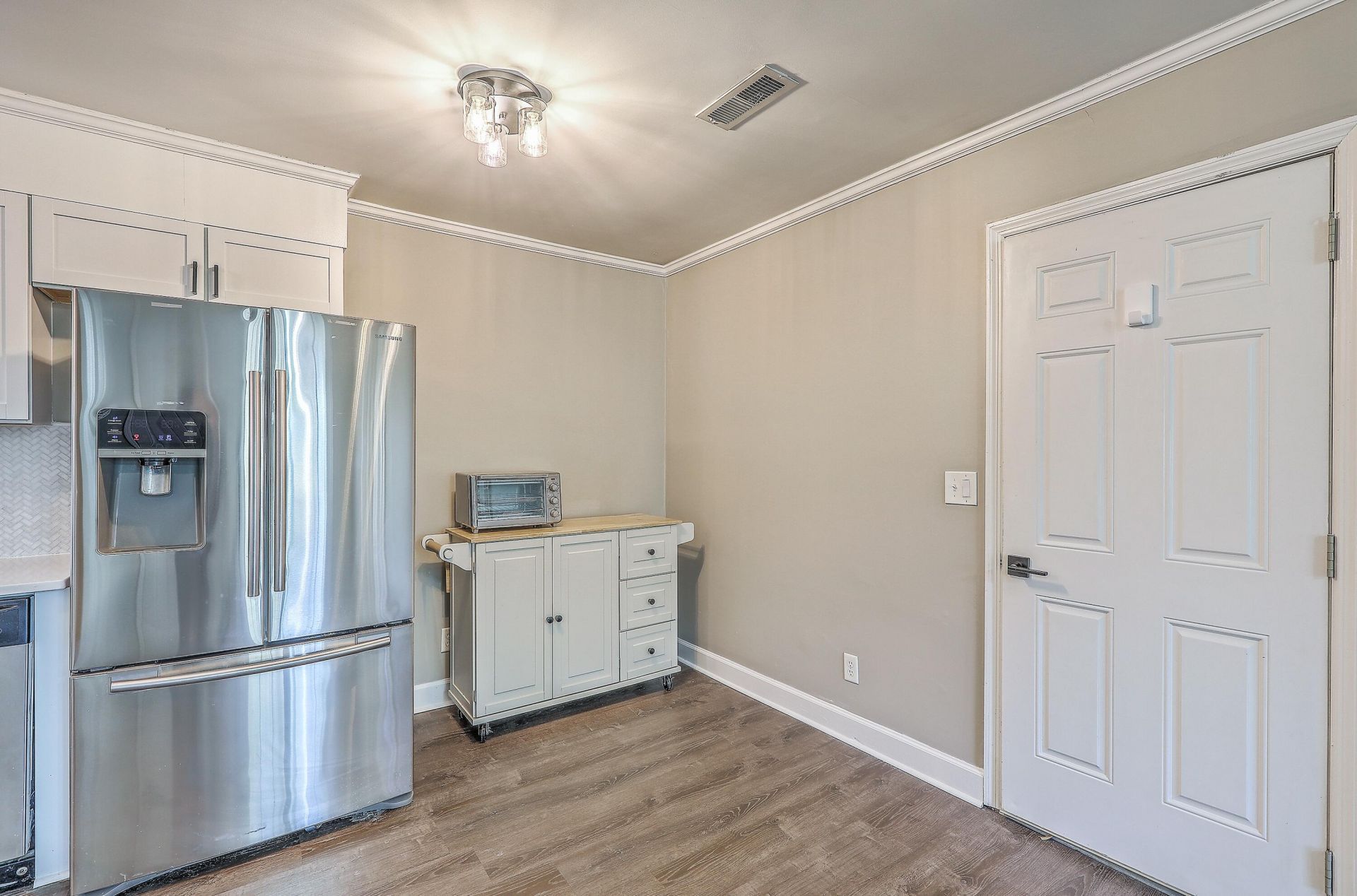 1152 Bradford Avenue Photo 16