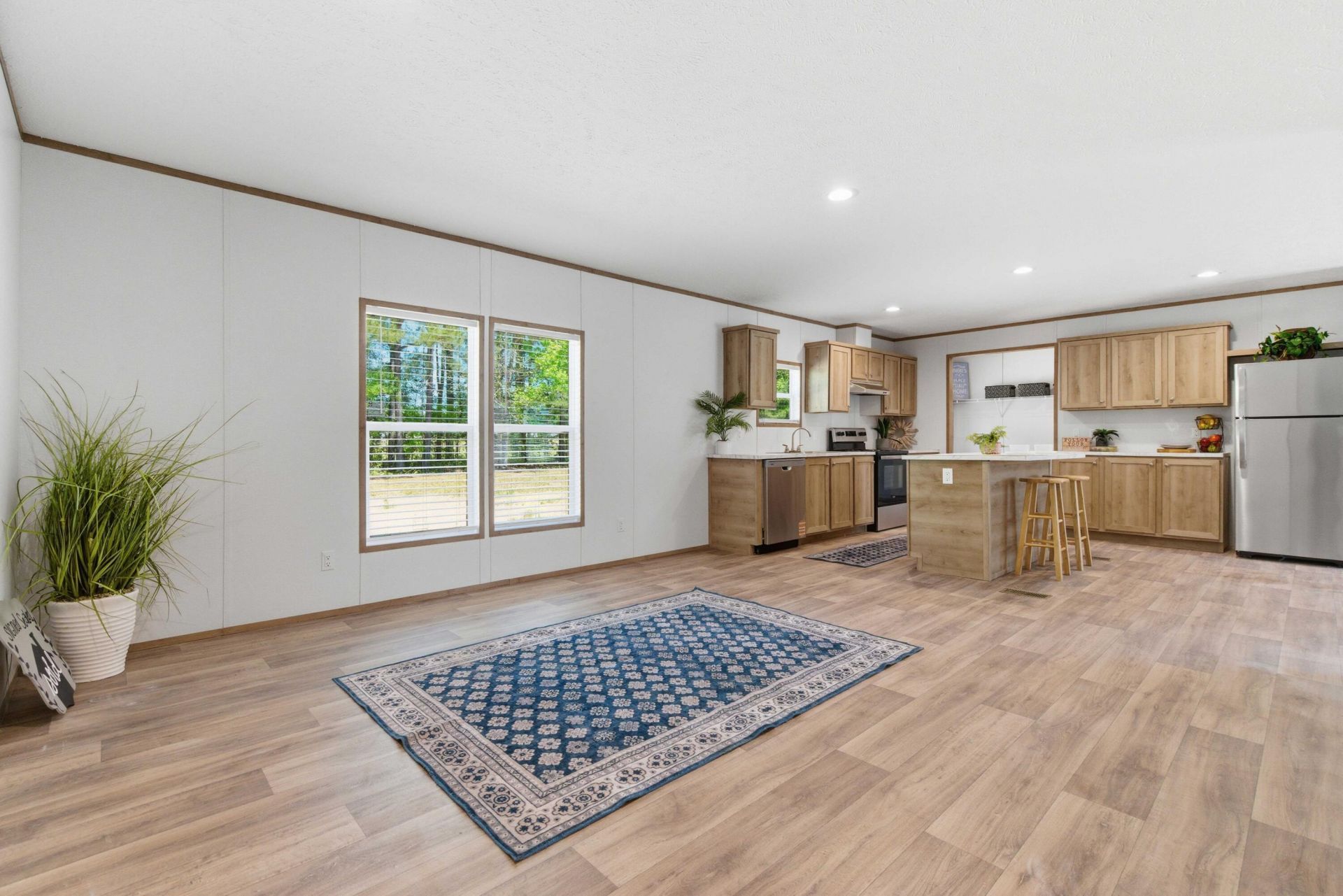 123 Firefly Lane Photo 5