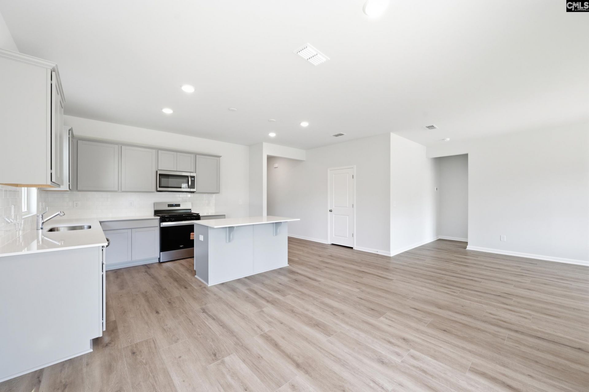426 Edith Court Photo 12