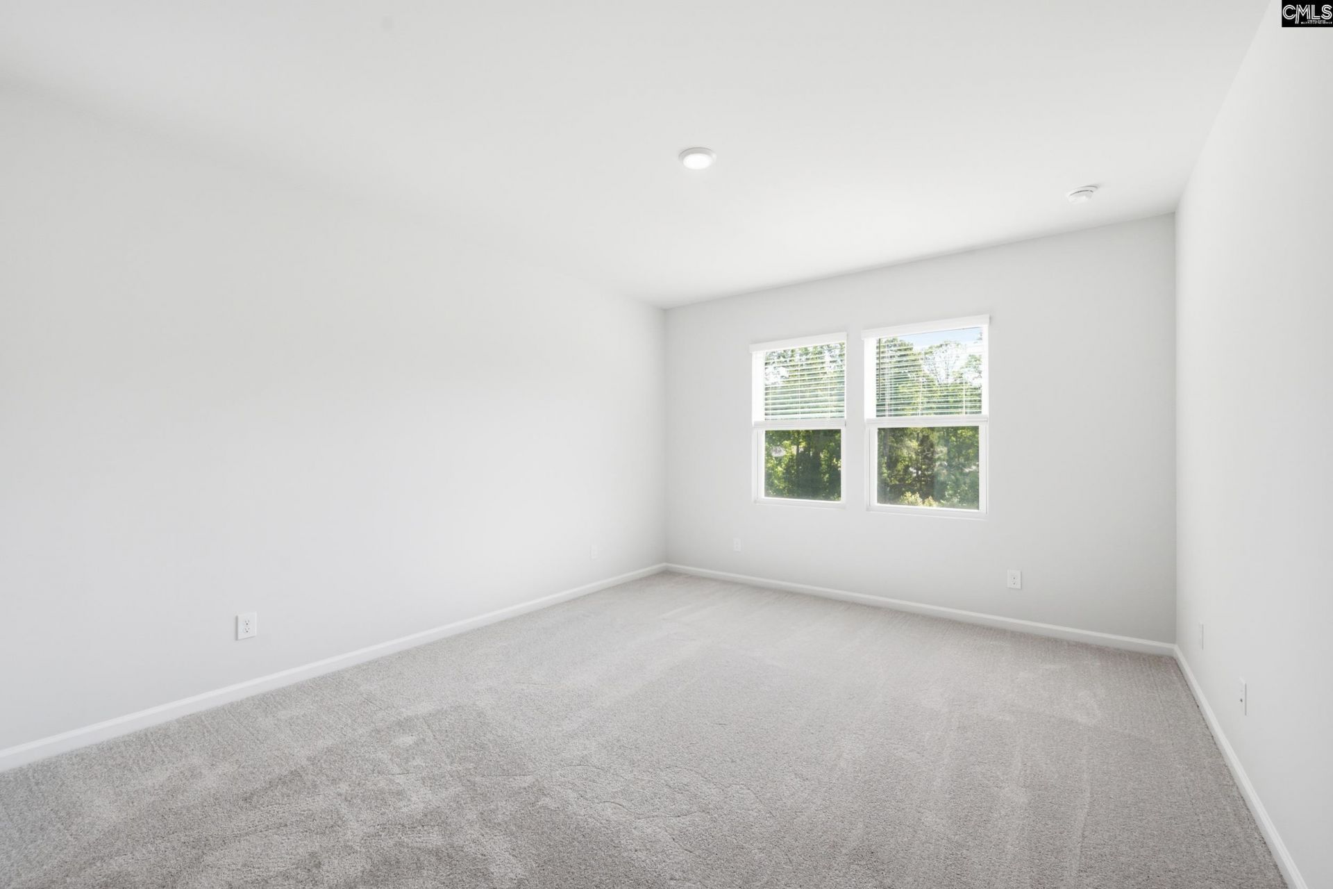 426 Edith Court Photo 16
