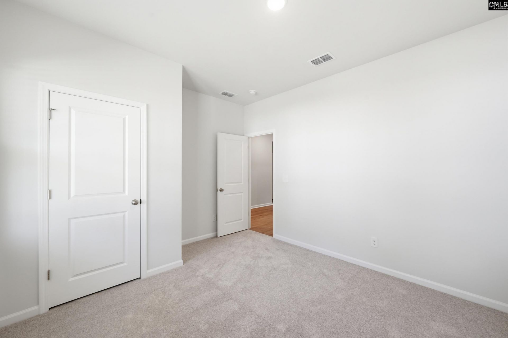 426 Edith Court Photo 22