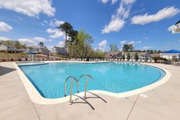 426 Edith Court photo 4