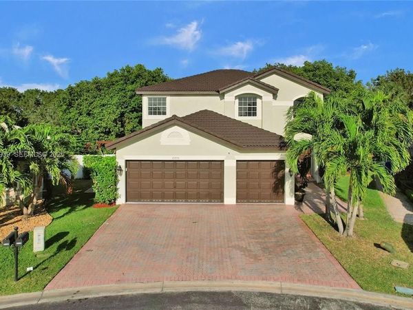 15553 SW 25th Street, Miramar, FL 33027
