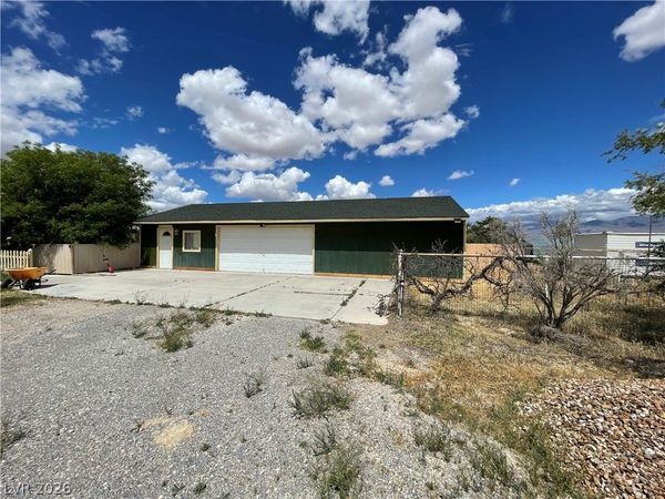 1230 W Morgan Lane, Pahrump, NV 89060