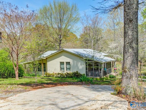 154 Scenic Drive, Hollywood, AL 35752