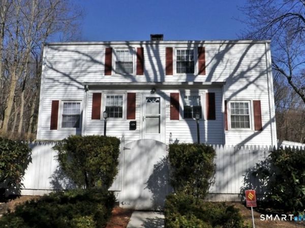 38 Hilltop, New Haven, CT 06515