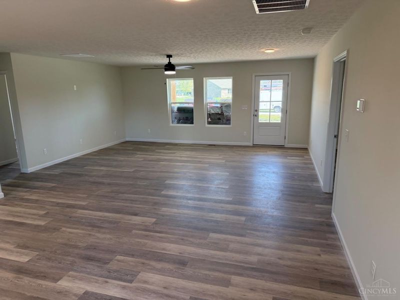 439 Lorelei Drive, Fayetteville, OH 45118 Photo 6