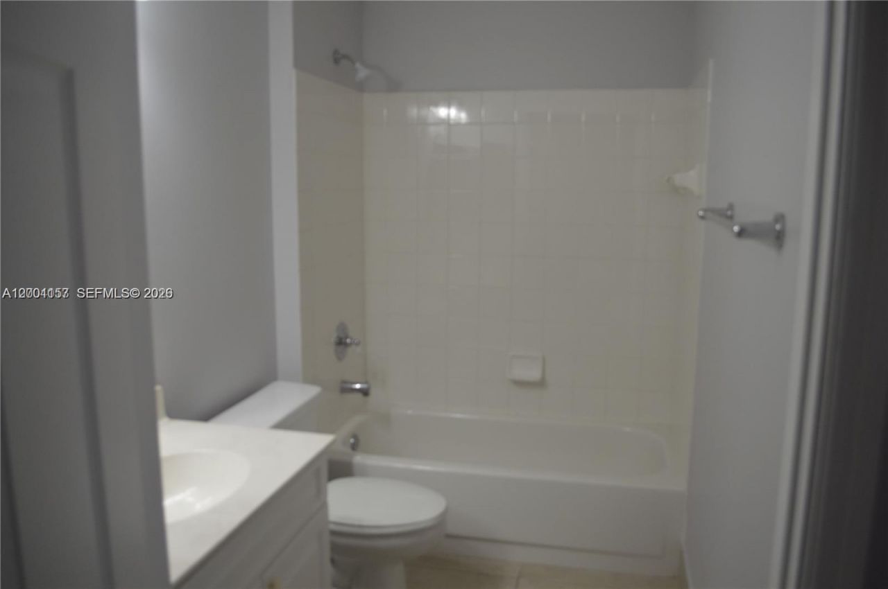 14827 Balgowan Rd , Unit 101-8, Miami Lakes, FL 33016 Photo