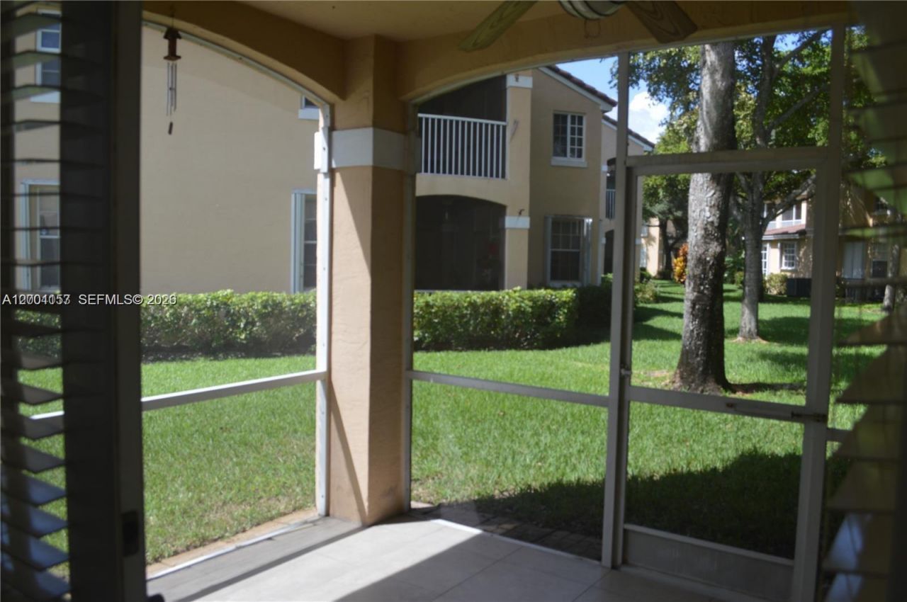 14827 Balgowan Rd , Unit 101-8, Miami Lakes, FL 33016 Photo